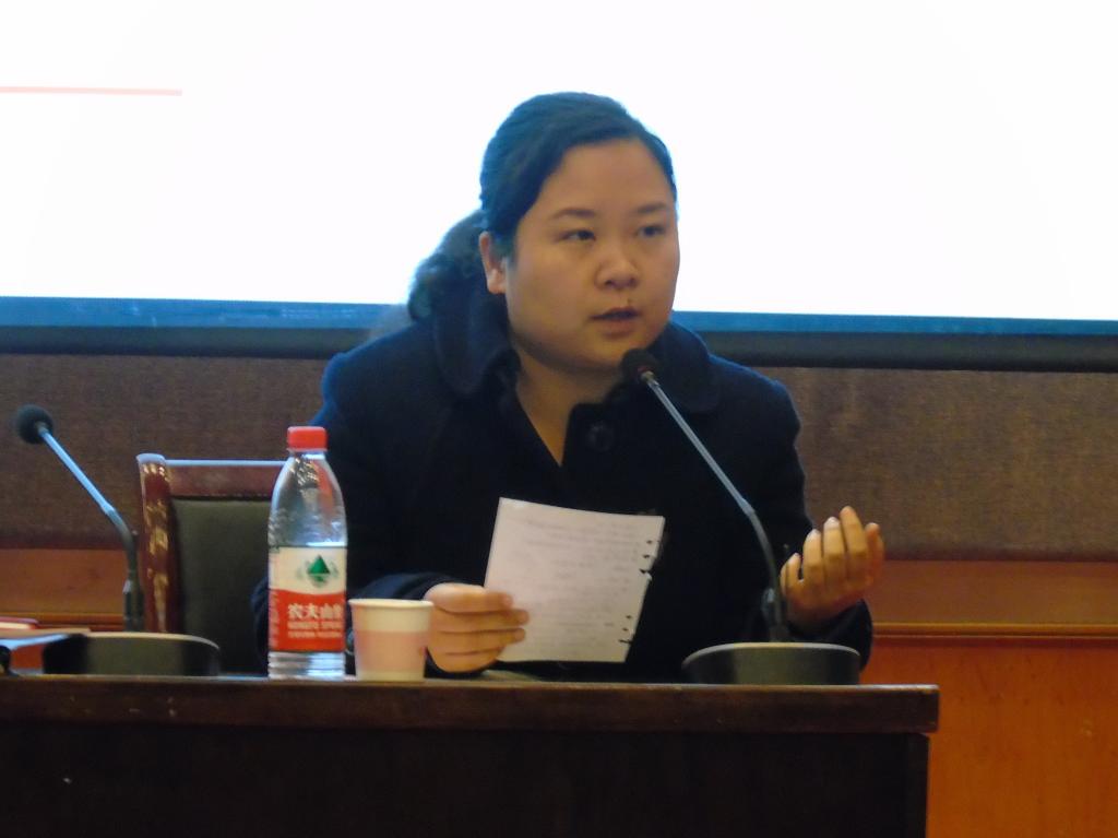 刘榴老师进行就业工作注意事项讲解